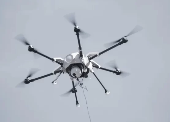 Elistair-Orion-UAV-with-Silvus-ad-hoc-networking_ORION